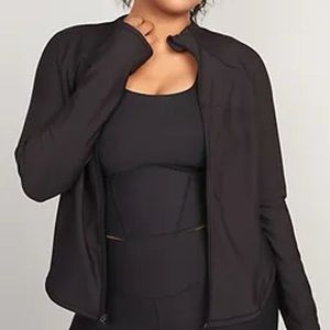 Old Navy Active Black Powersoft Cropped Full Zip Jacket, Size Medium Petite